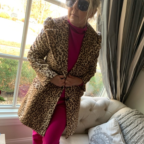 Faux Fur 🖤🤎 Leopard Animal Print Coat Vintage Look Super Chic Collar Mob Wife - Picture 1 of 16